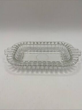 Vintage Early American Pressed Glass Dish Tray Jewelry Trinket Vanity Collectibl